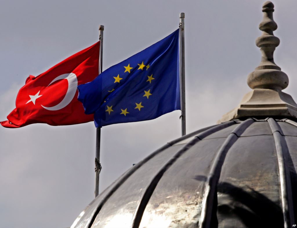 ΥΠΕΞ: “Καμμία ευρωπαϊκή προοπτική η Τουρκία”